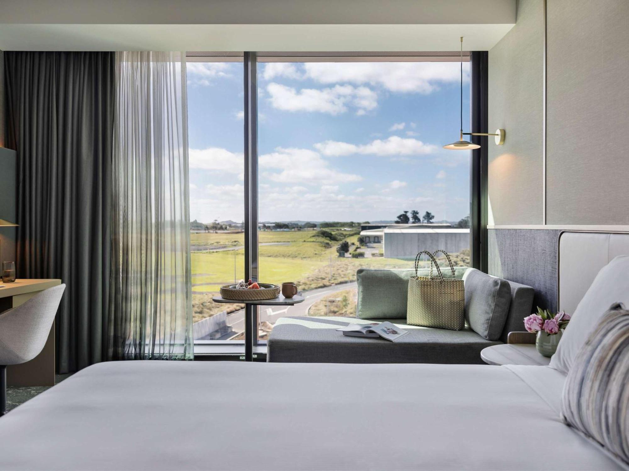 Pullman Auckland Airport Hotel Luaran gambar A room at the hotel